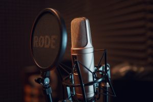 How to Hire a Celebrity for a Voiceover: Pros and Cons to Consider